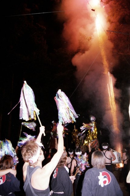 ���u�k���k�n�v�d�|�ԉ΁�