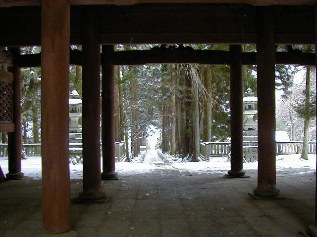 �����O���R����m�����]�ށ�